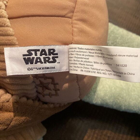 Scentsy Buddy The Mandalorian Star Wars Baby Yoda Plush w/ scent bag - Picture 5 of 8